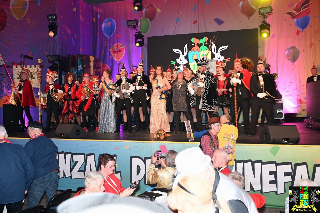 ../Images/Senioren carnaval 2024 266.jpg